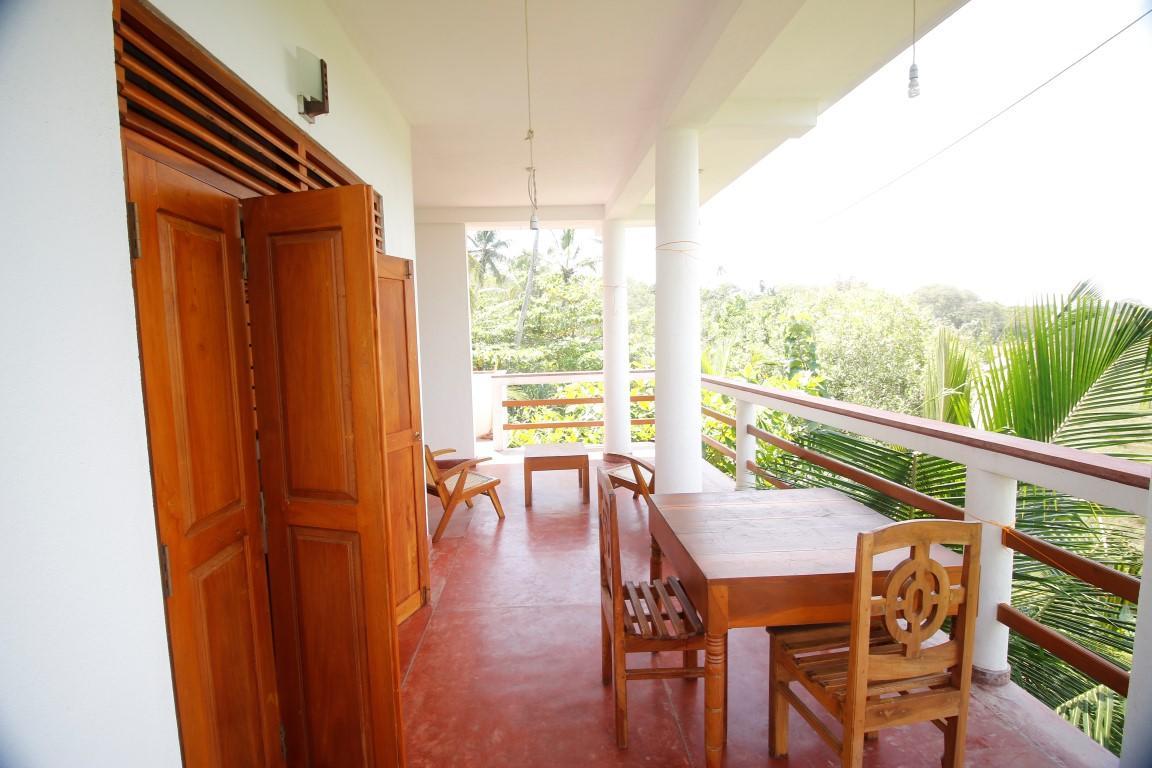 Peacock Land Hotel Tangalle Buitenkant foto