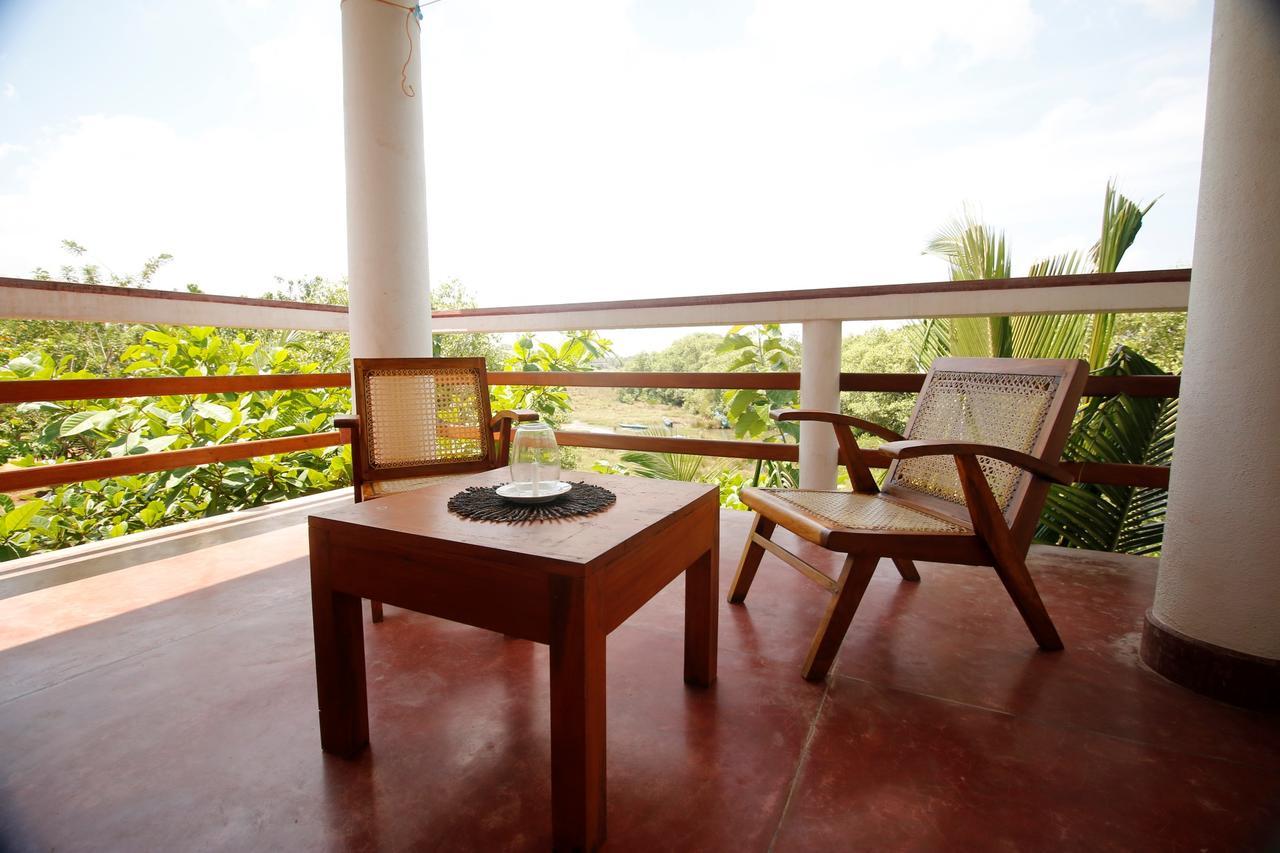 Peacock Land Hotel Tangalle Buitenkant foto