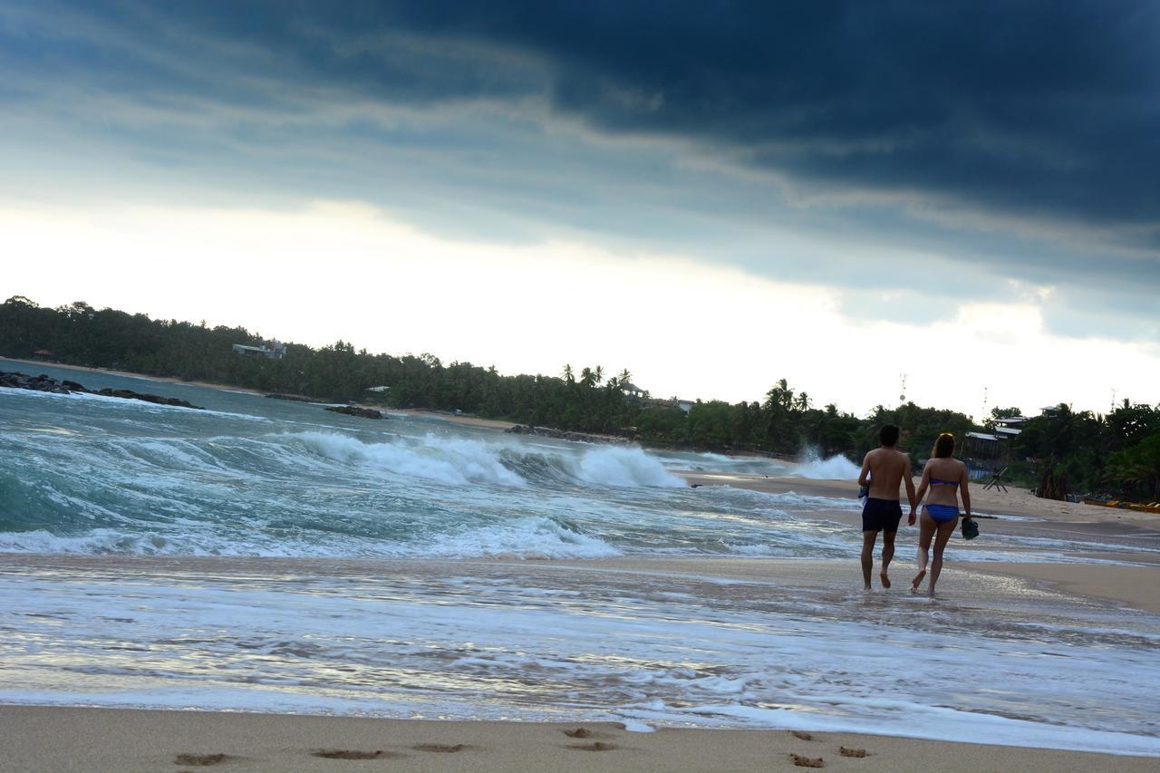 Peacock Land Hotel Tangalle Buitenkant foto