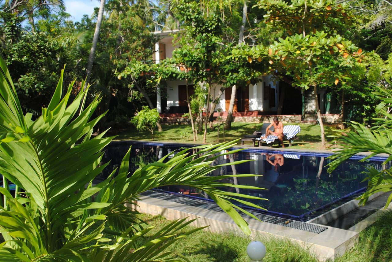 Peacock Land Hotel Tangalle Buitenkant foto