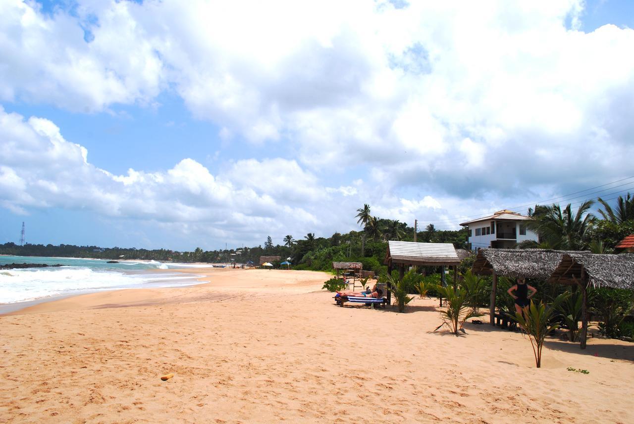 Peacock Land Hotel Tangalle Buitenkant foto