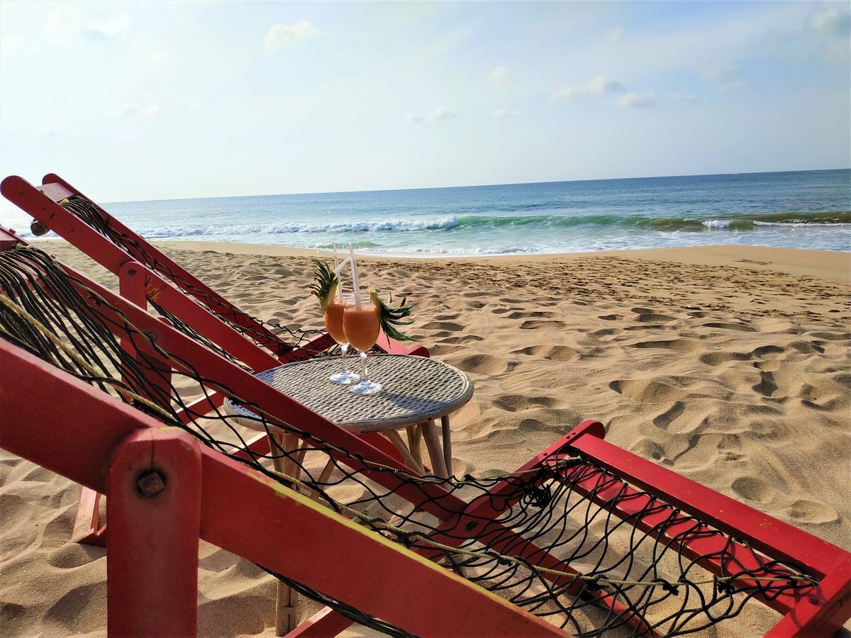 Peacock Land Hotel Tangalle Buitenkant foto